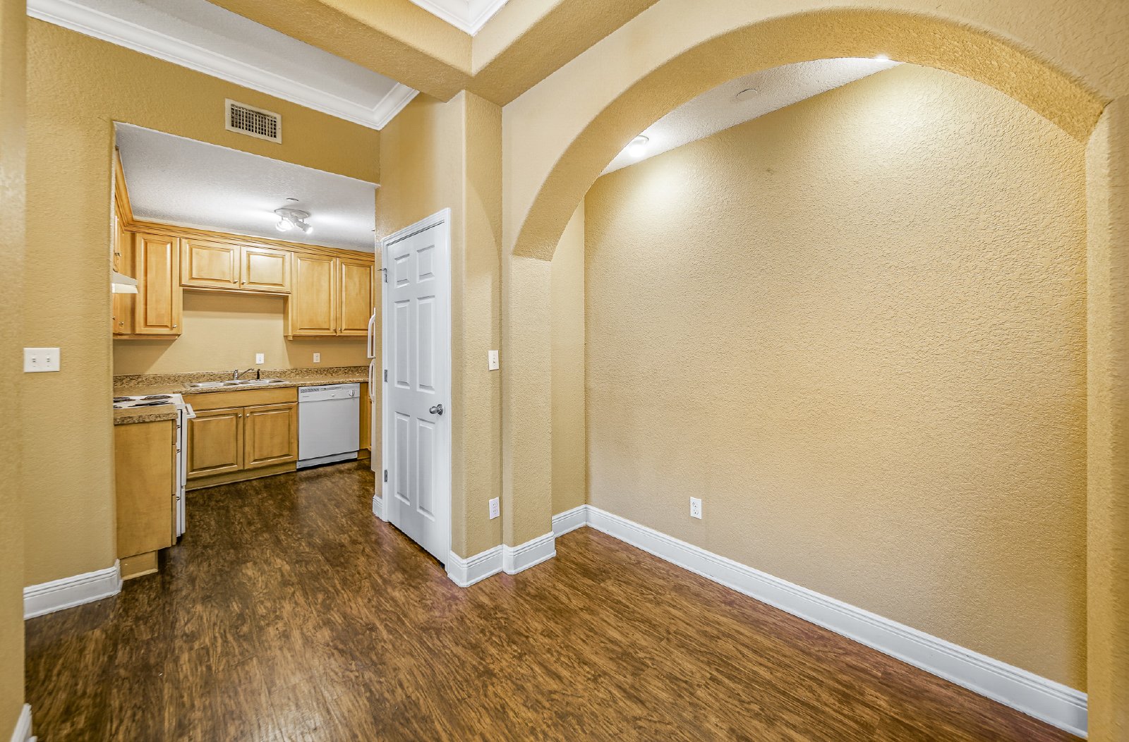 Lake Joanne Drive 7071 - 3A property image