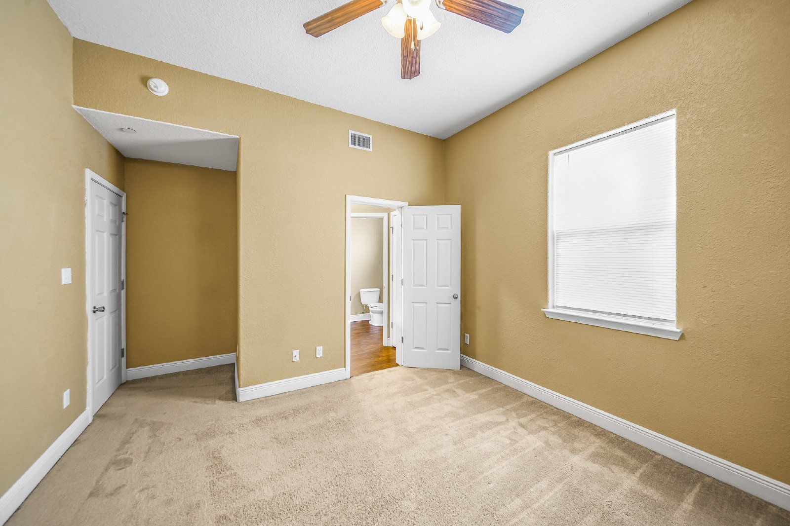 Lake Joanne Drive 7071 - 3A property image