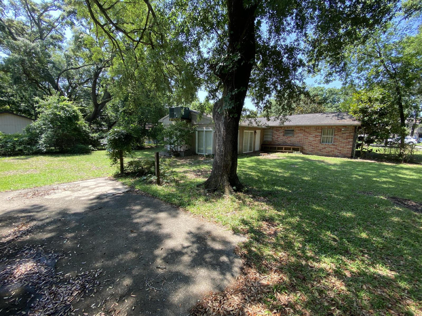 Creighton Road 4416 - 1 property image