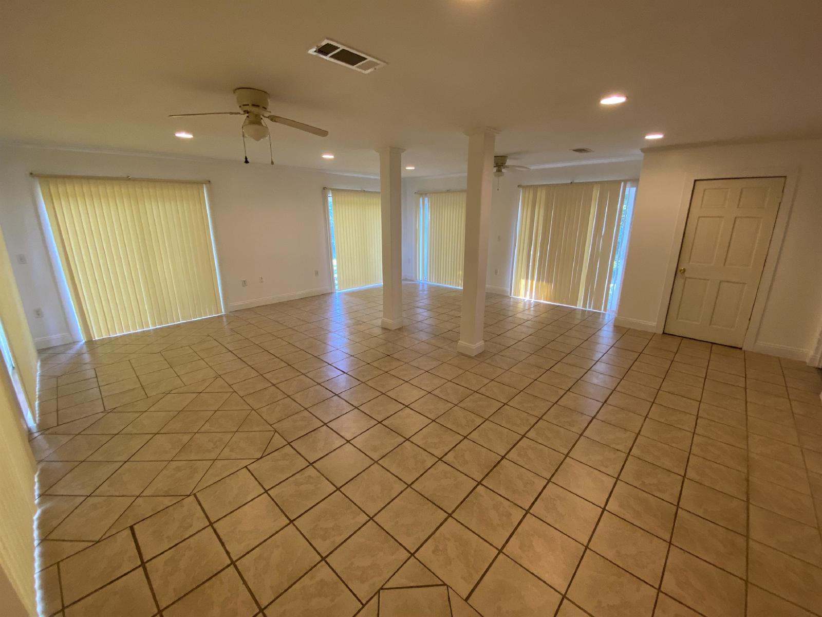 Creighton Road 4416 - 1 property image