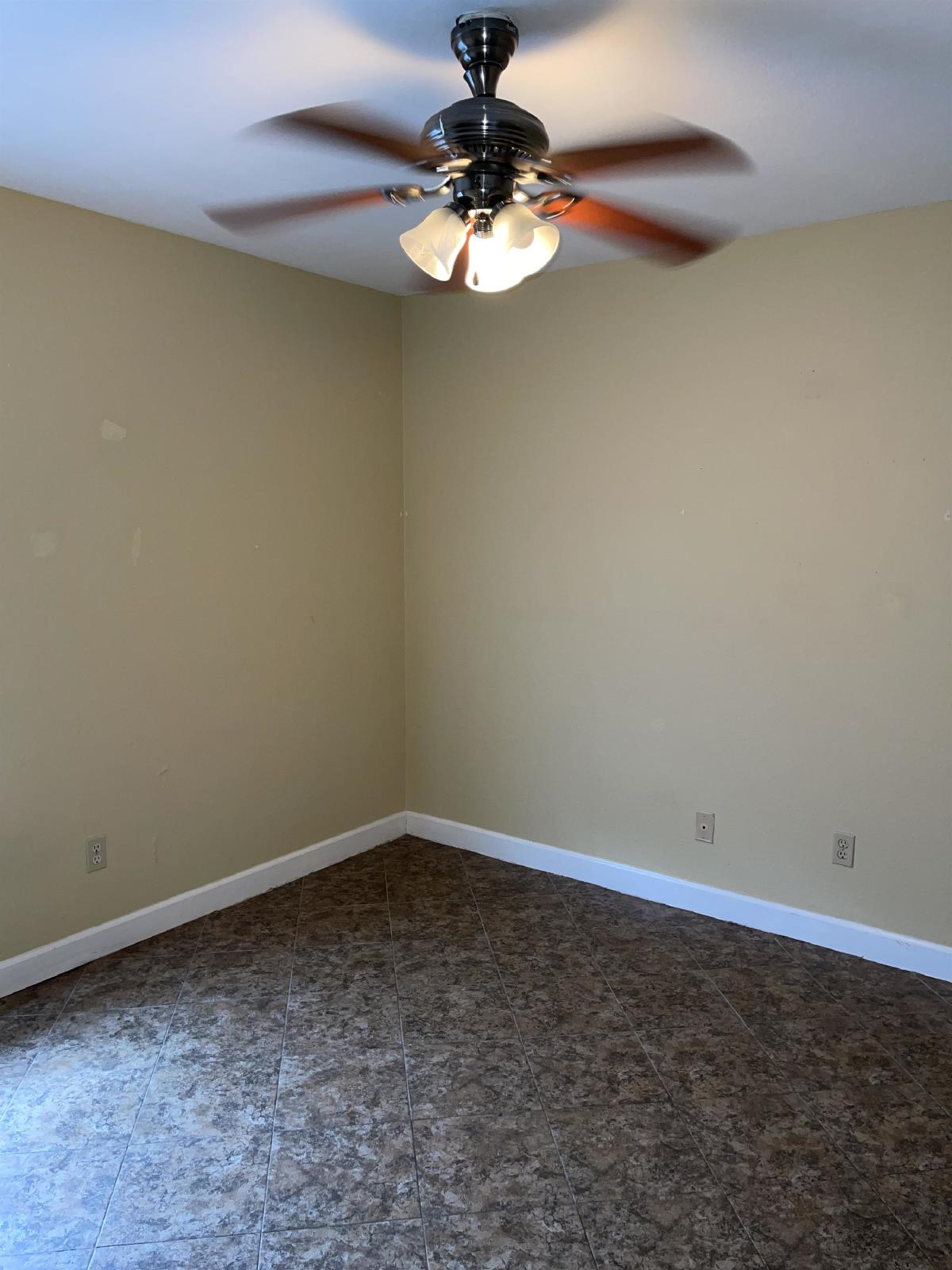 Fowler Avenue 8810 - D property image