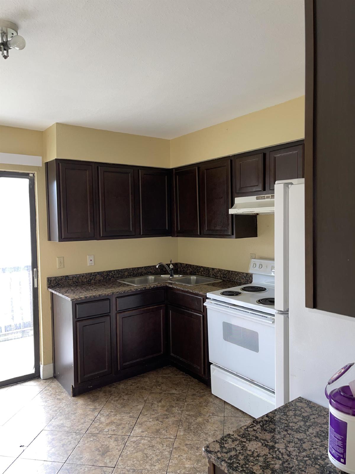 Fowler Avenue 8810 - D property image