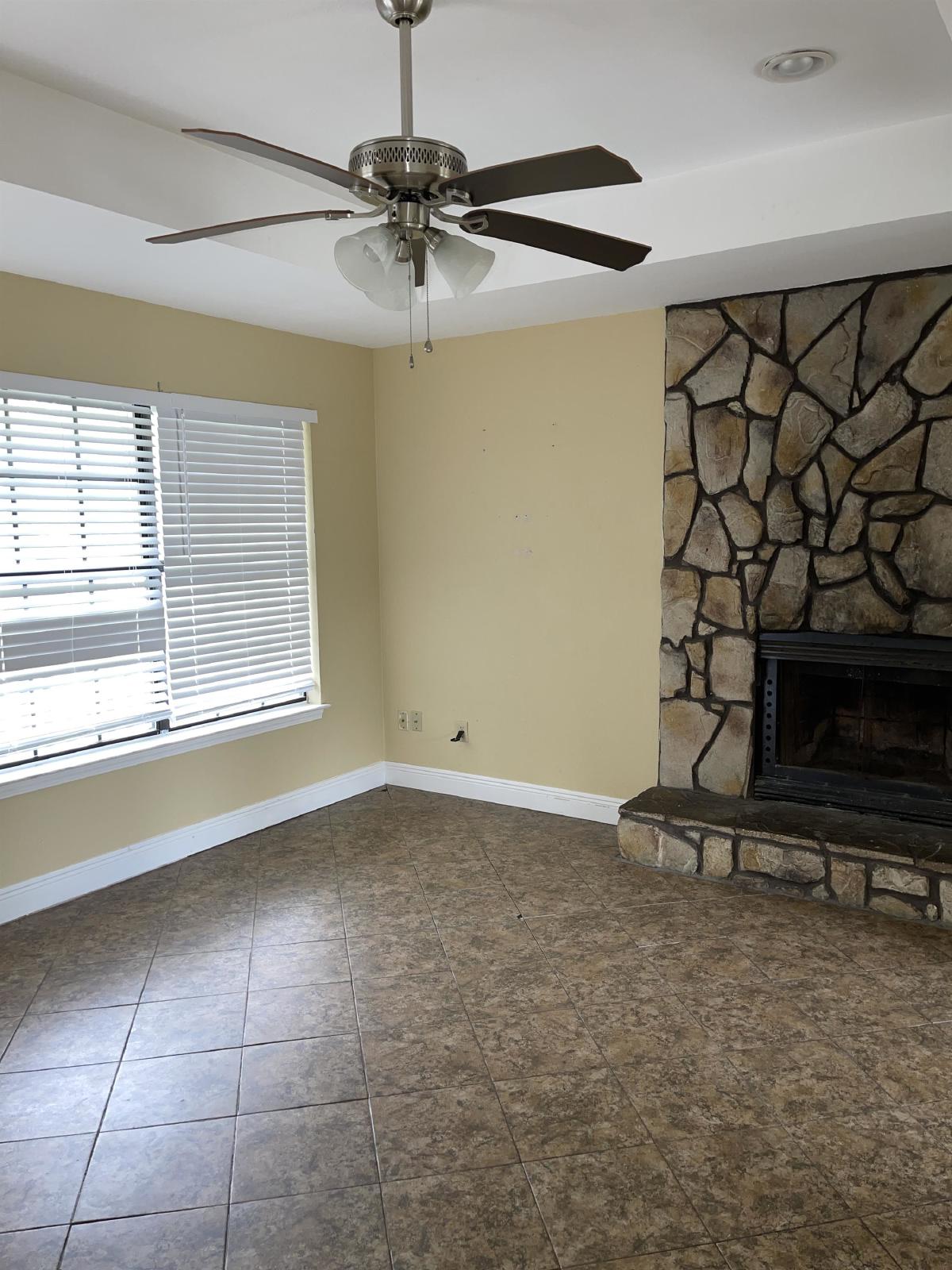 Fowler Avenue 8810 - D property image