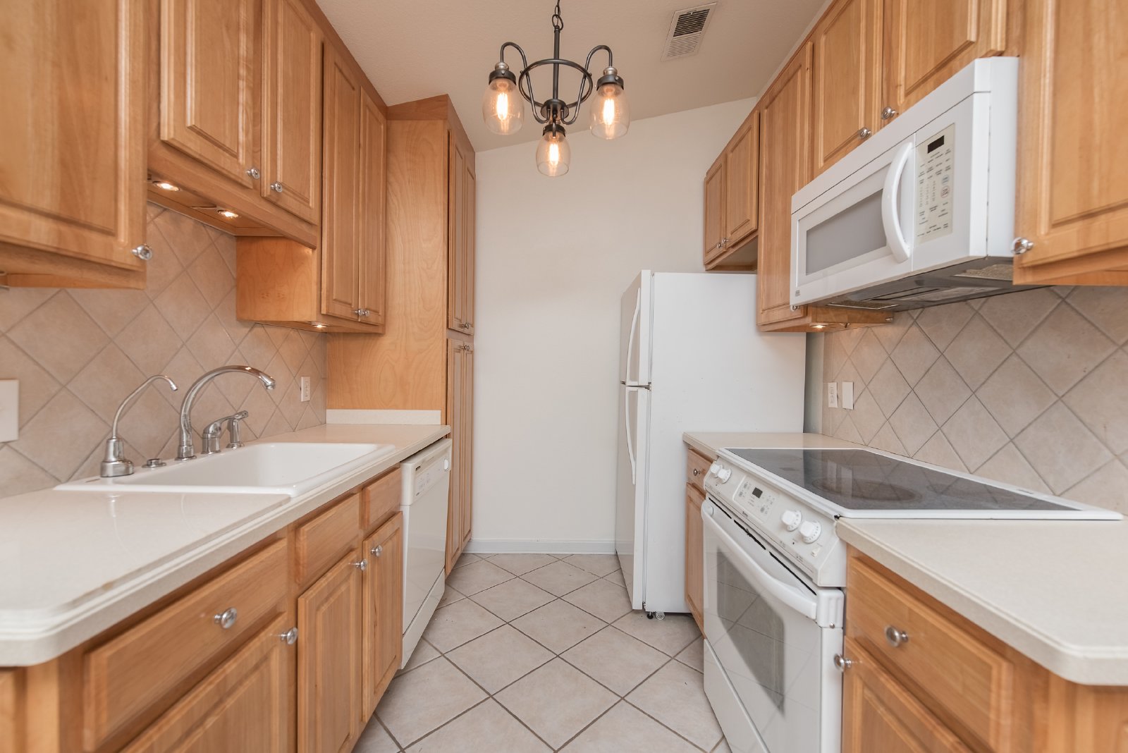 Michigan Avenue West 2300 - 16 property image