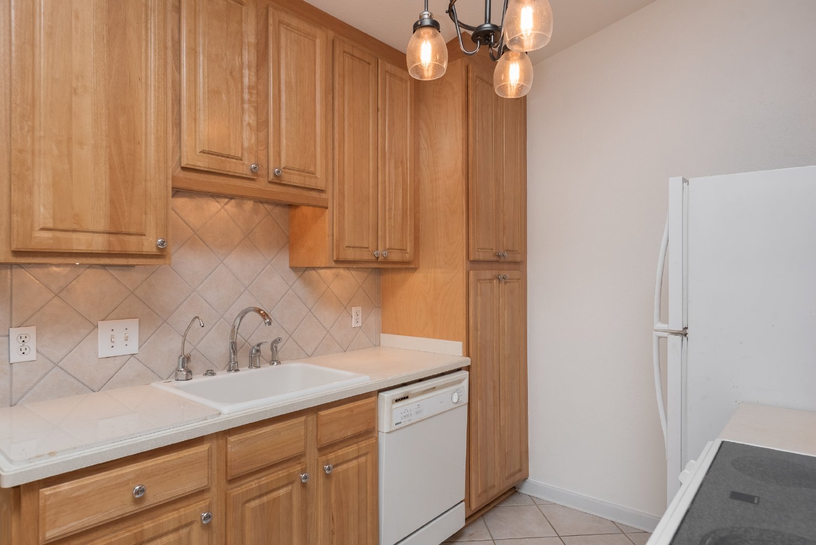 Michigan Avenue West 2300 - 16 property image