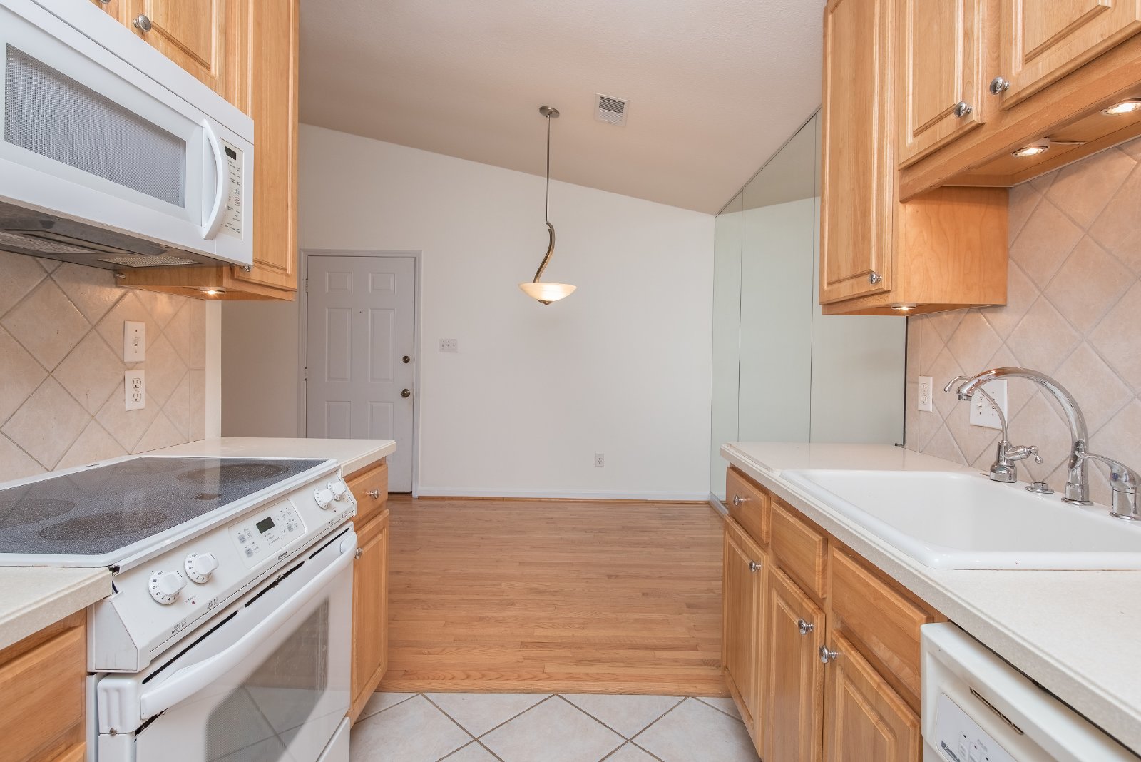 Michigan Avenue West 2300 - 16 property image