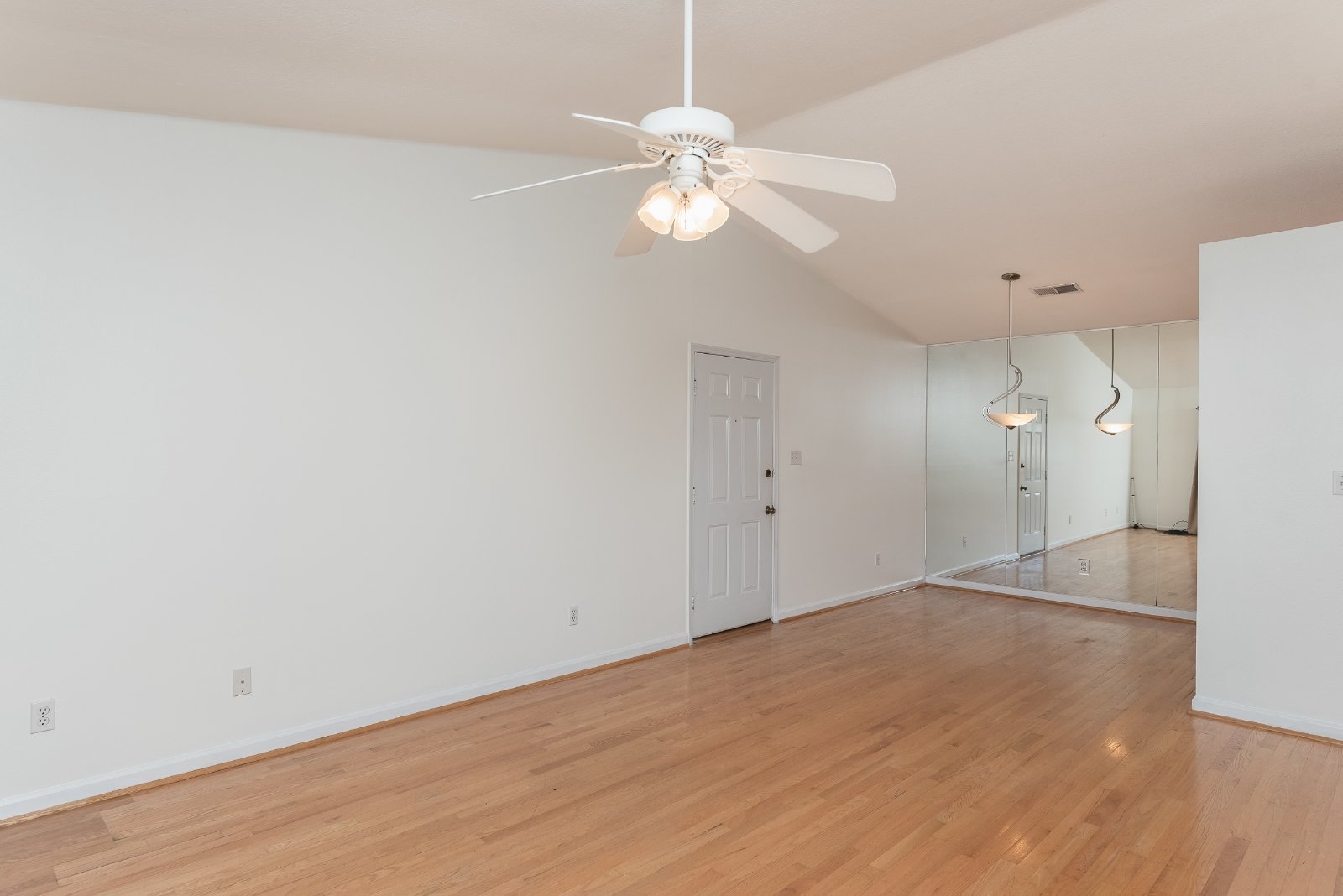 Michigan Avenue West 2300 - 16 property image