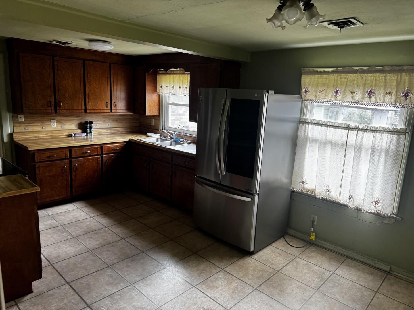 Lenox Parkway 119 - 1 property image