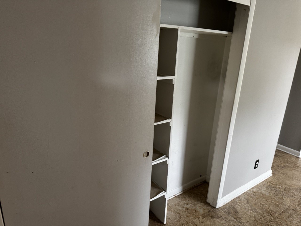 Bakalane Court 1460 - A property image