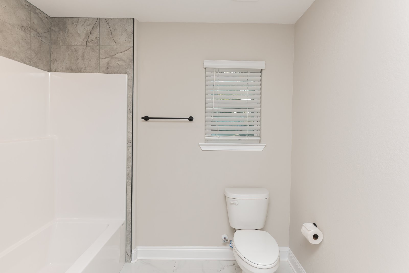 Stockdale Avenue 8570 - 1 property image