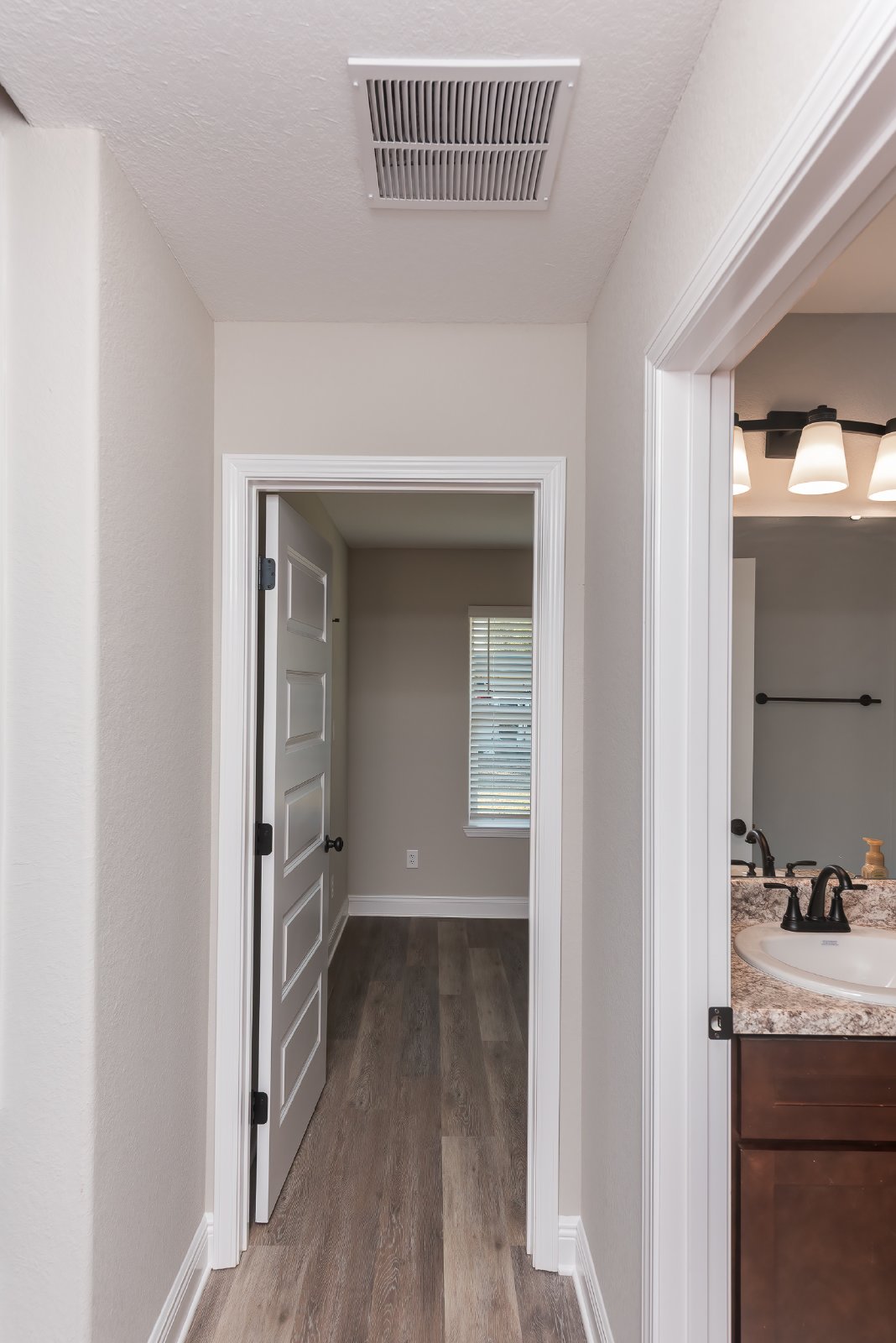 Stockdale Avenue 8570 - 1 property image