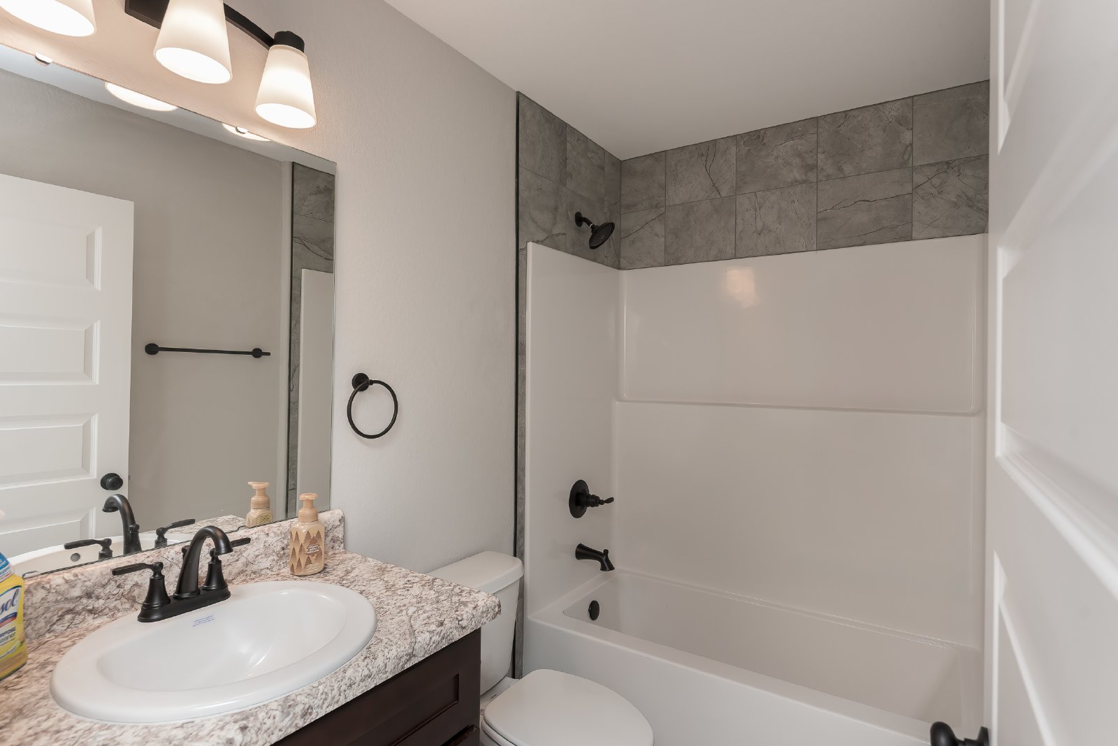 Stockdale Avenue 8570 - 1 property image