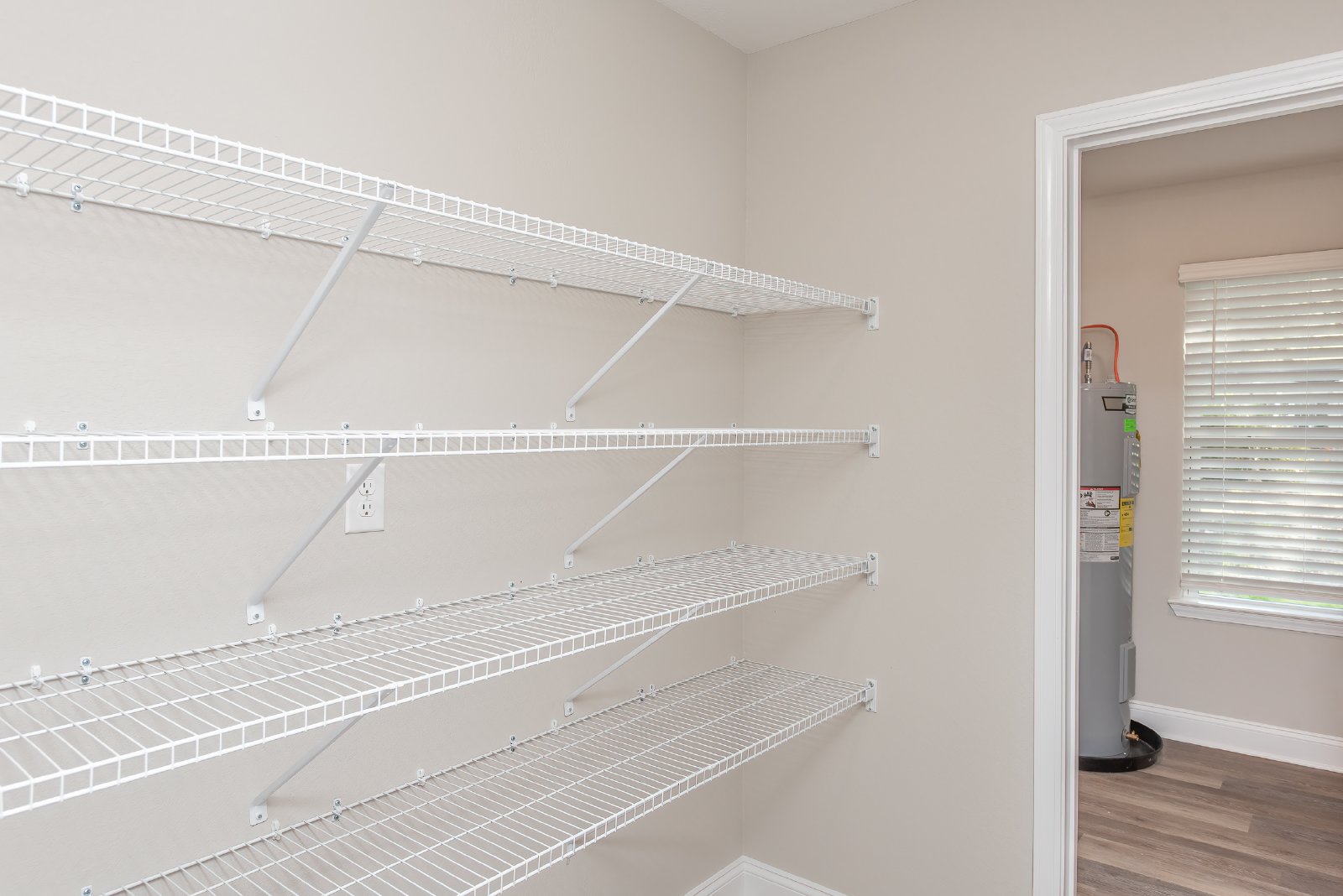 Stockdale Avenue 8570 - 1 property image