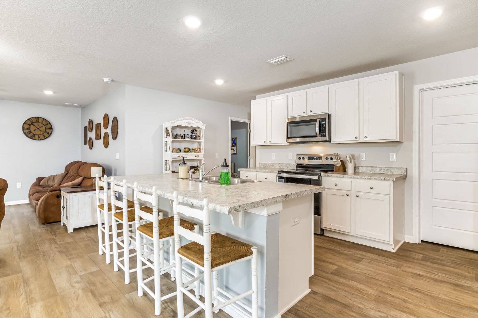 Mary Jo Way 1904 - 1 property image