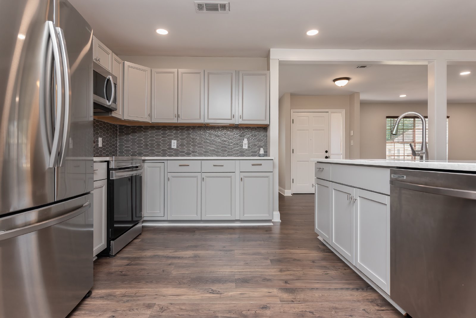 Li Fair Drive 8238 - 1 property image