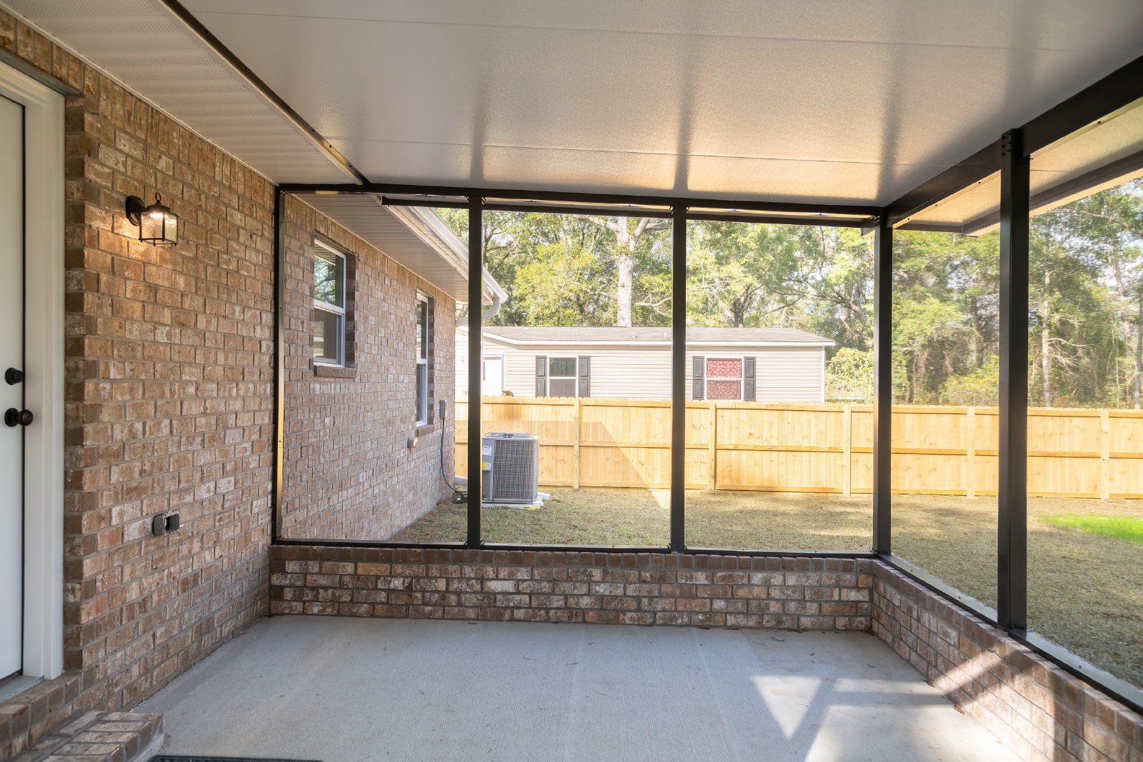 Stockdale Avenue 8570 - 1 property image