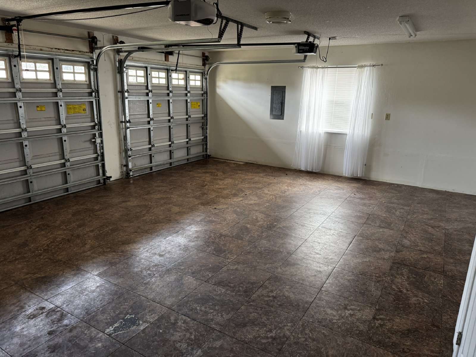 Leesway Boulevard 5941 - 1 property image