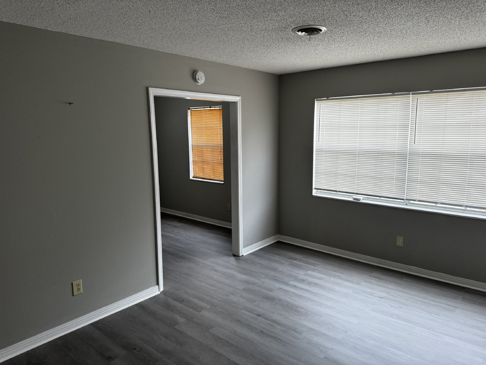 Leesway Boulevard 5941 - 1 property image