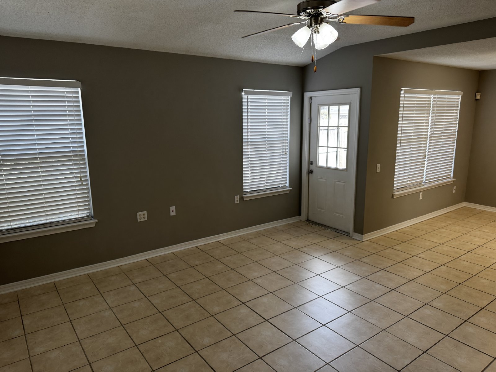 Arand Drive 9184 - 1 property image