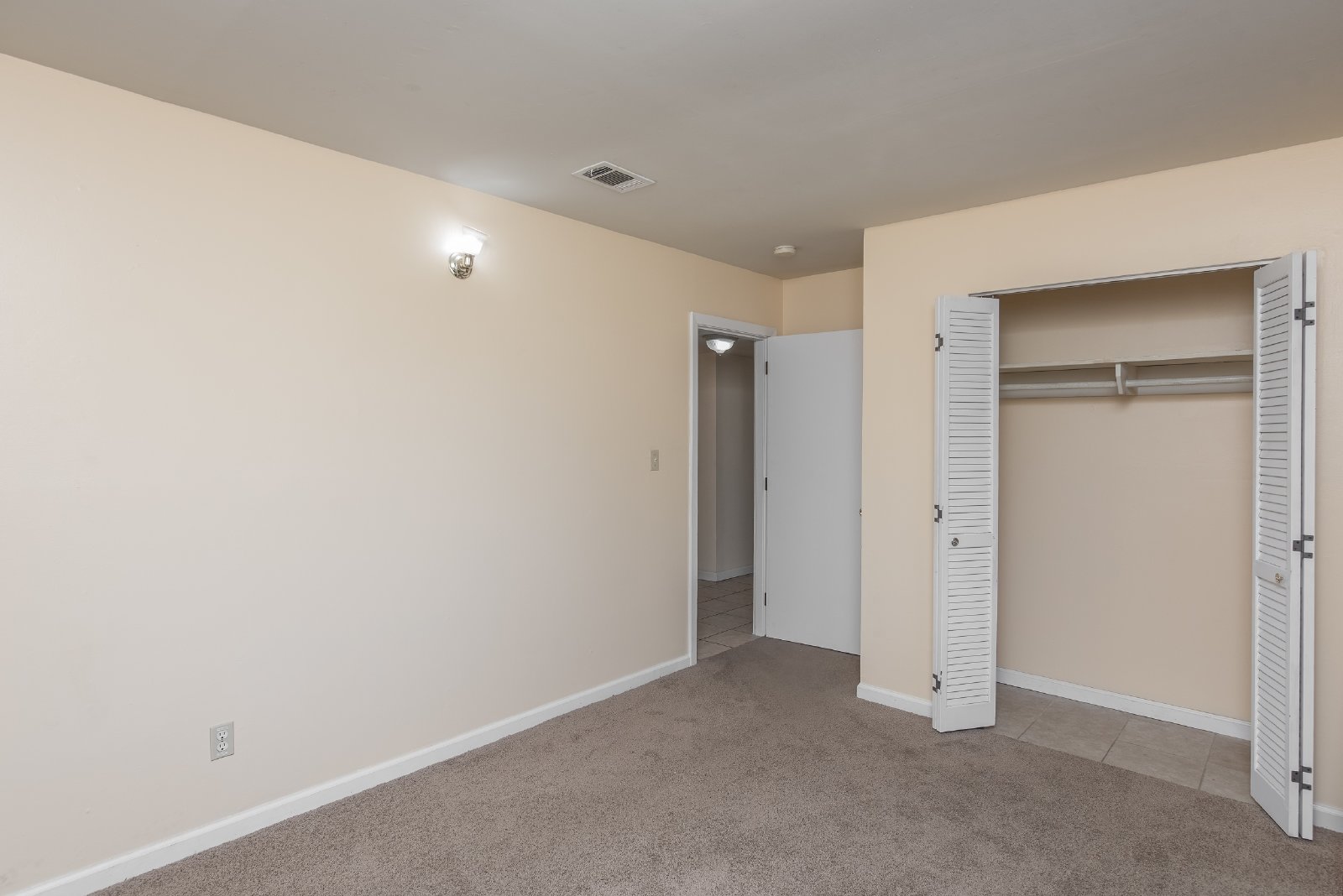 Guerlain Way 4513 - 1 property image