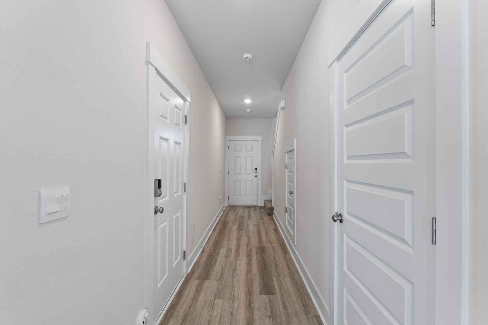 Nature Creek Circle 9483 - 1 property image