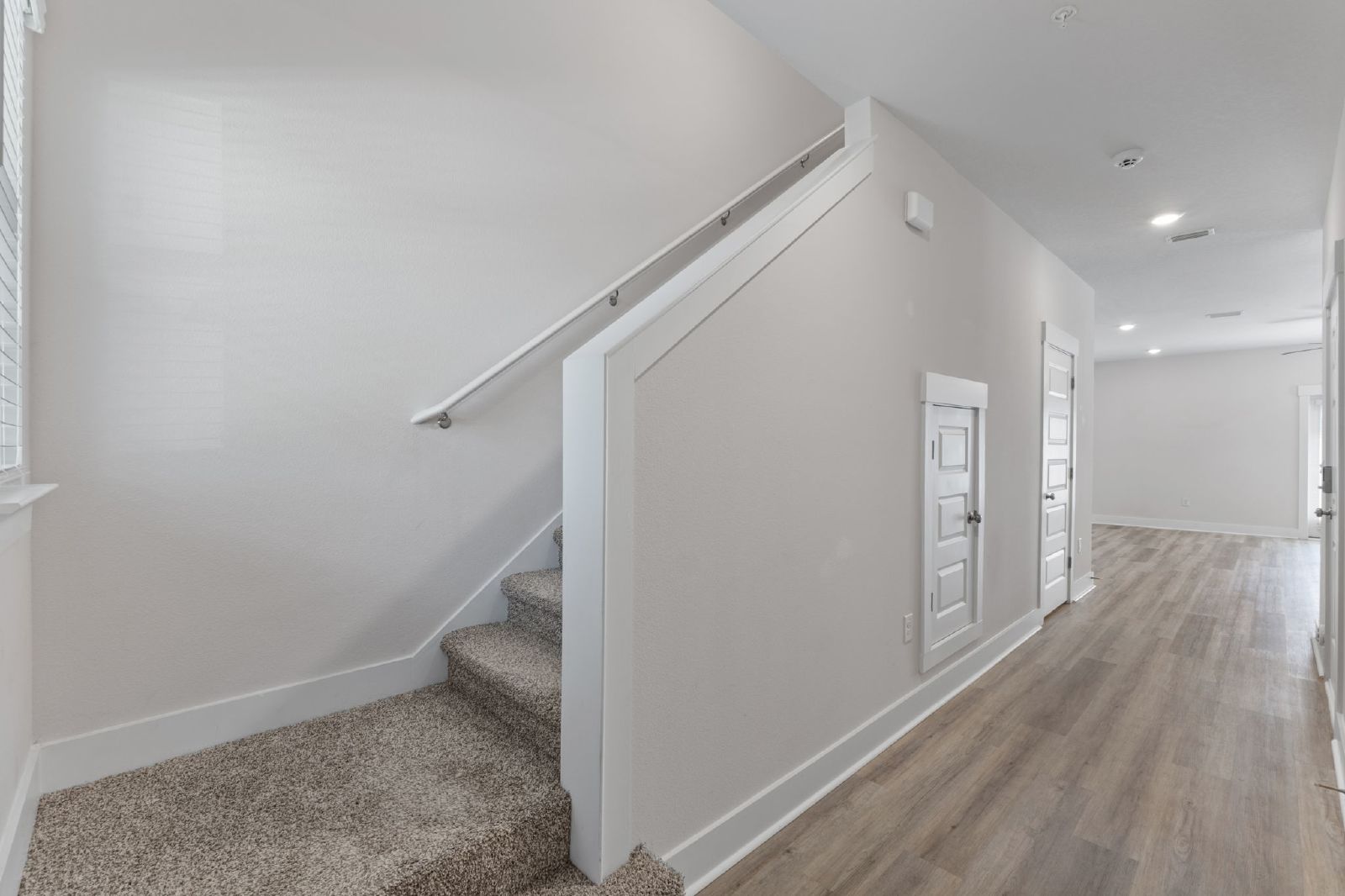 Nature Creek Circle 9483 - 1 property image