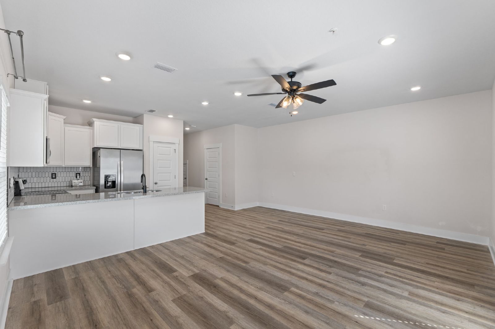 Nature Creek Circle 9483 - 1 property image