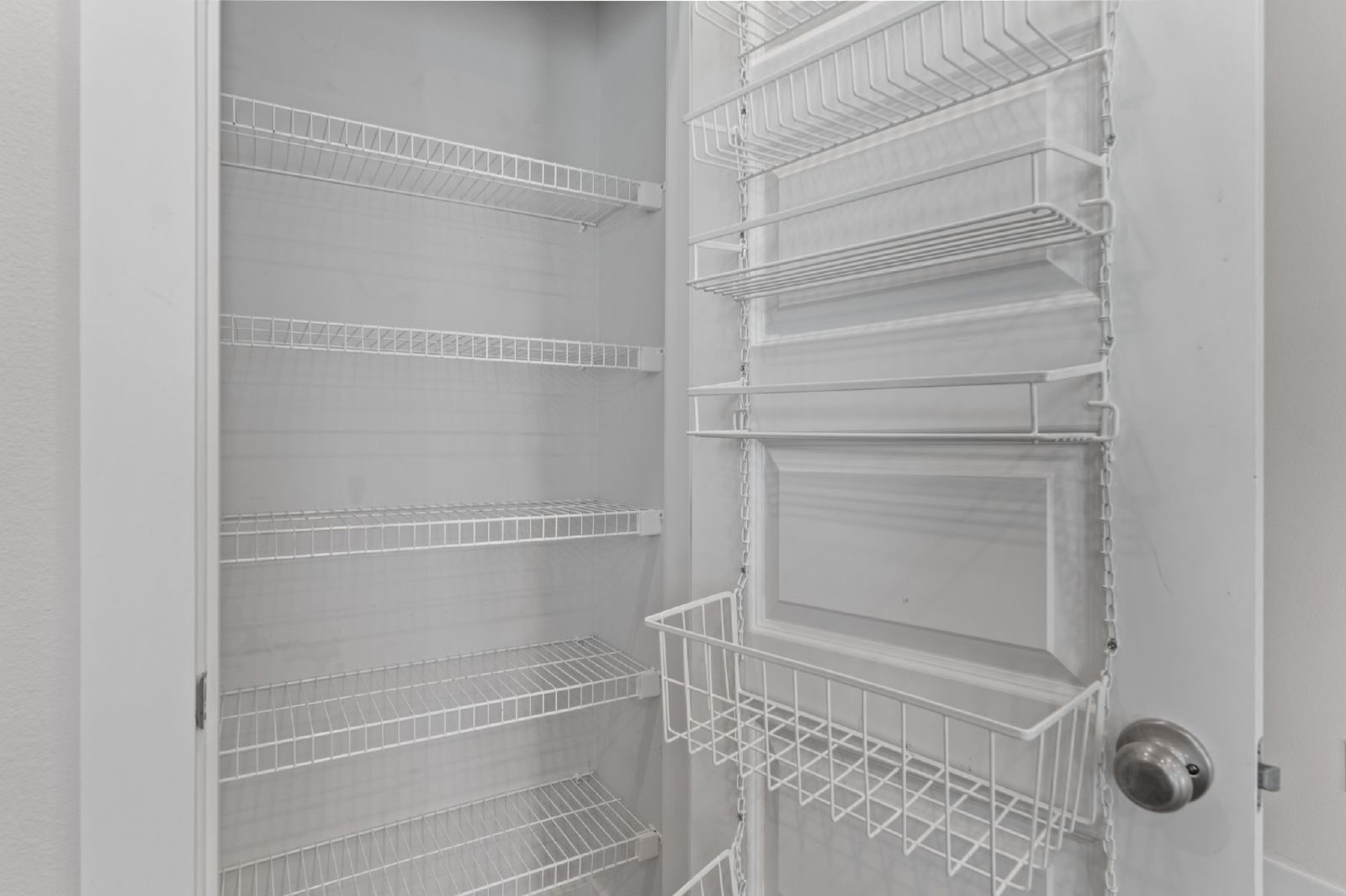 Nature Creek Circle 9483 - 1 property image