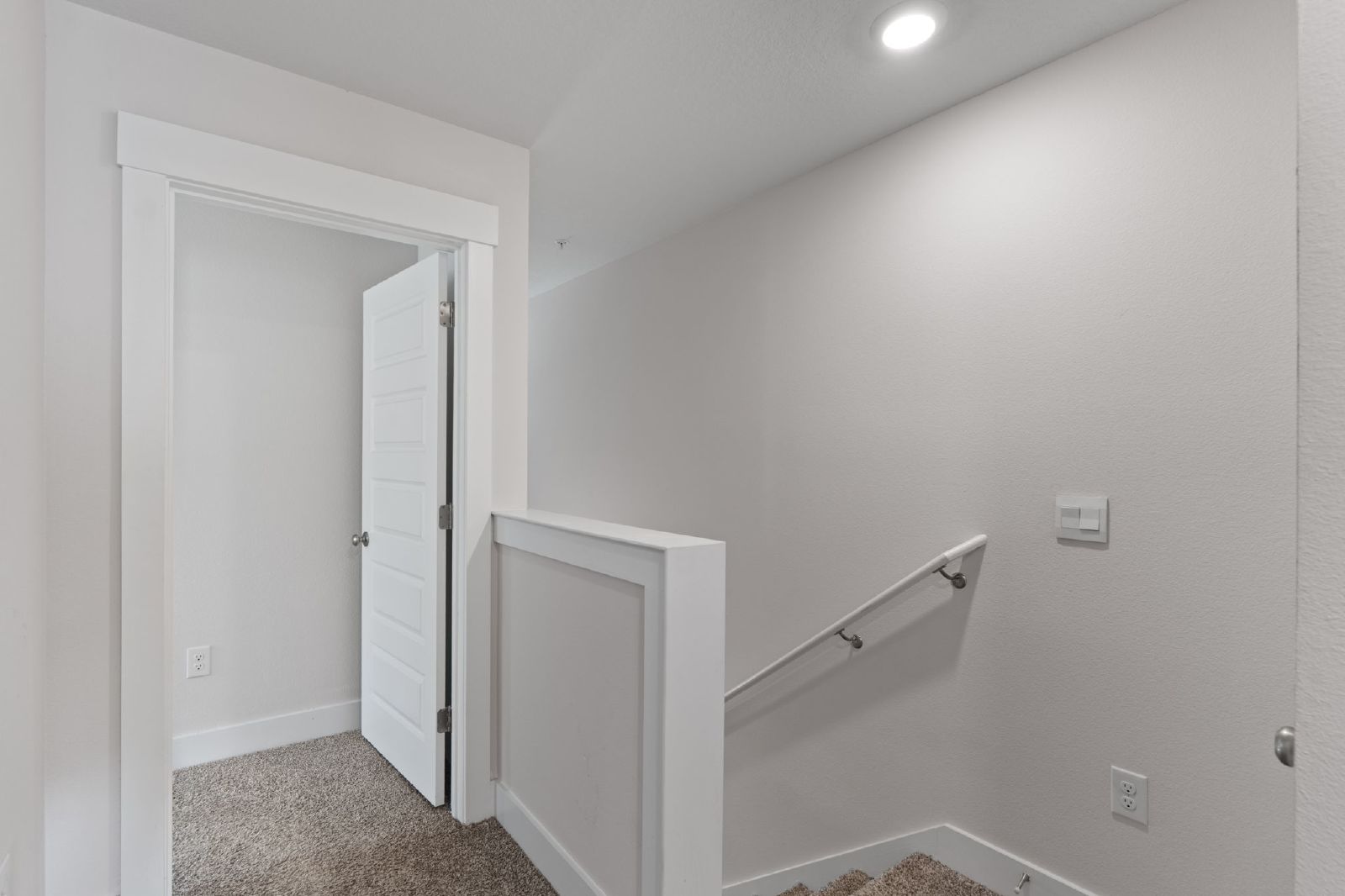 Nature Creek Circle 9483 - 1 property image