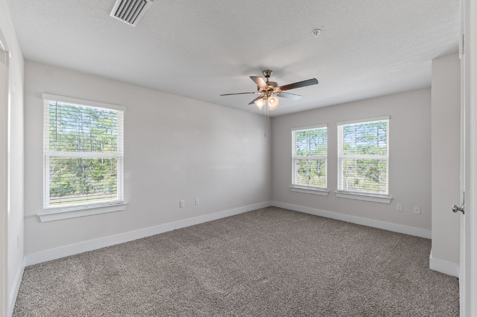 Nature Creek Circle 9483 - 1 property image