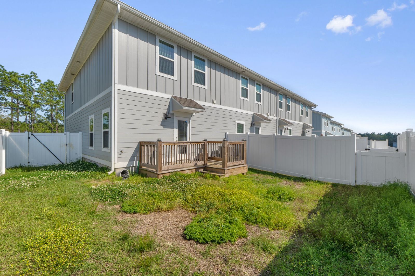 Nature Creek Circle 9483 - 1 property image