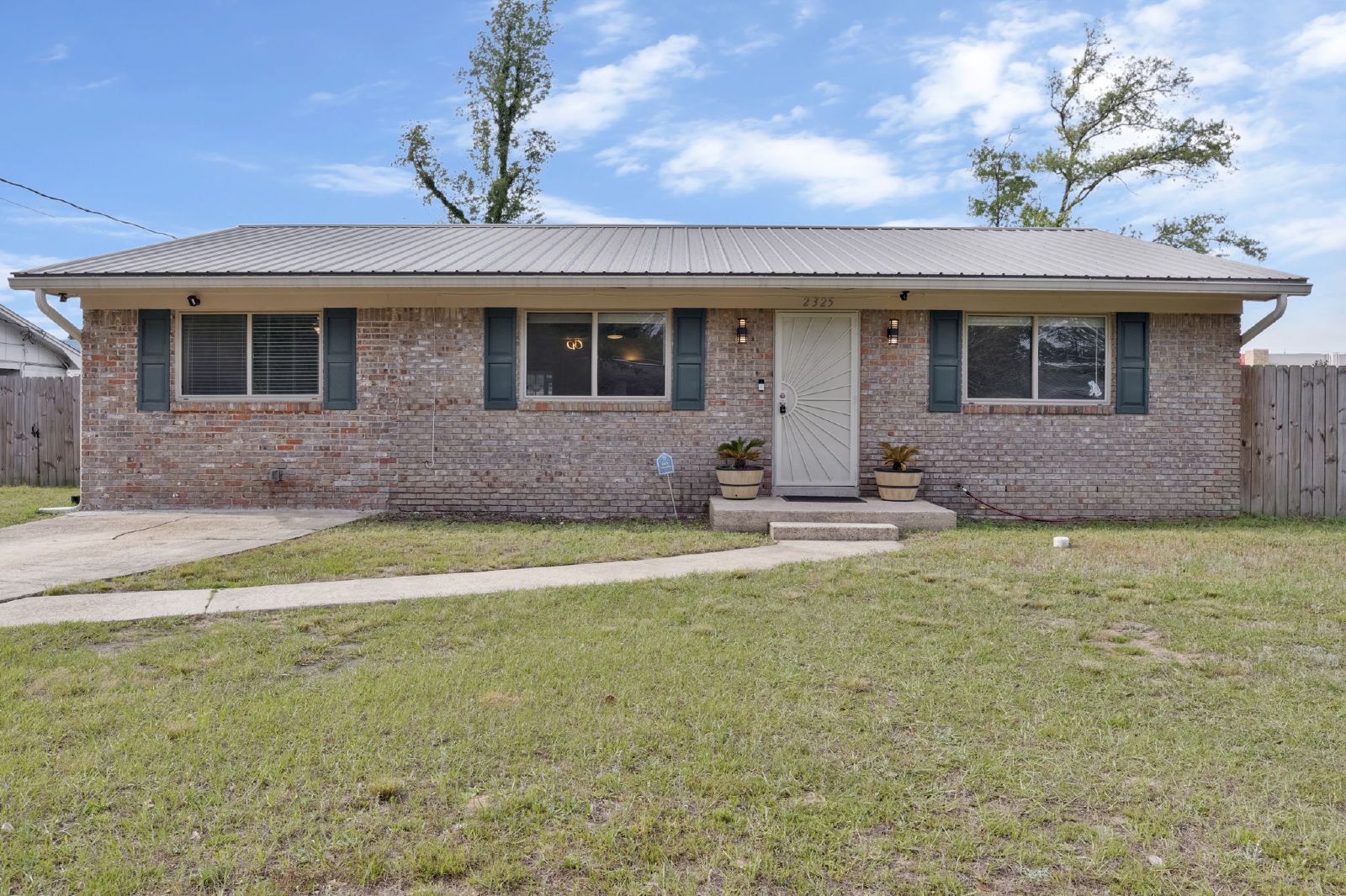 Merle Circle 2325 - 1 property image