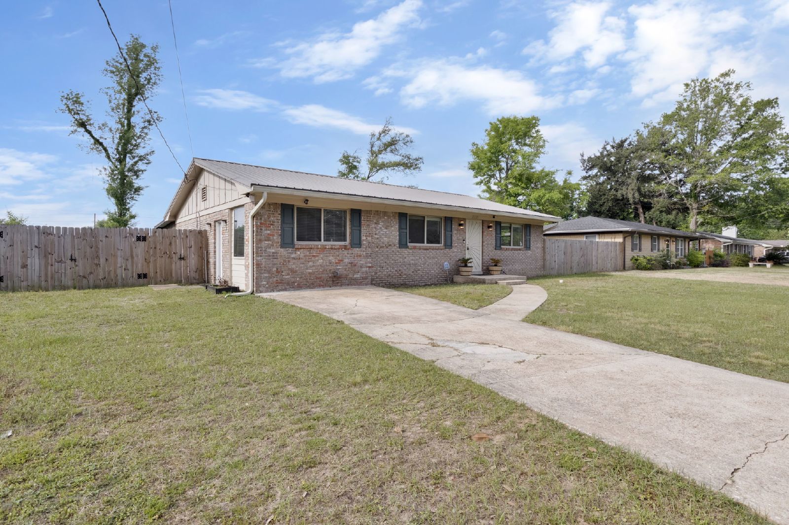 Merle Circle 2325 - 1 property image