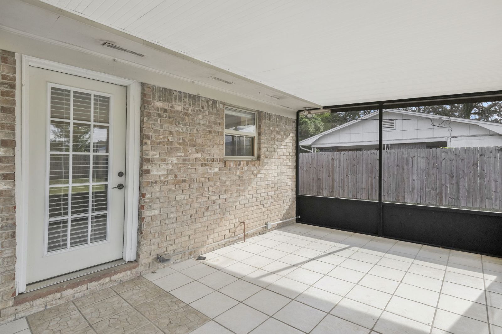 Merle Circle 2325 - 1 property image