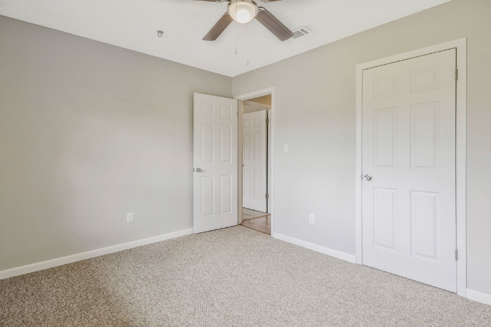 Merle Circle 2325 - 1 property image