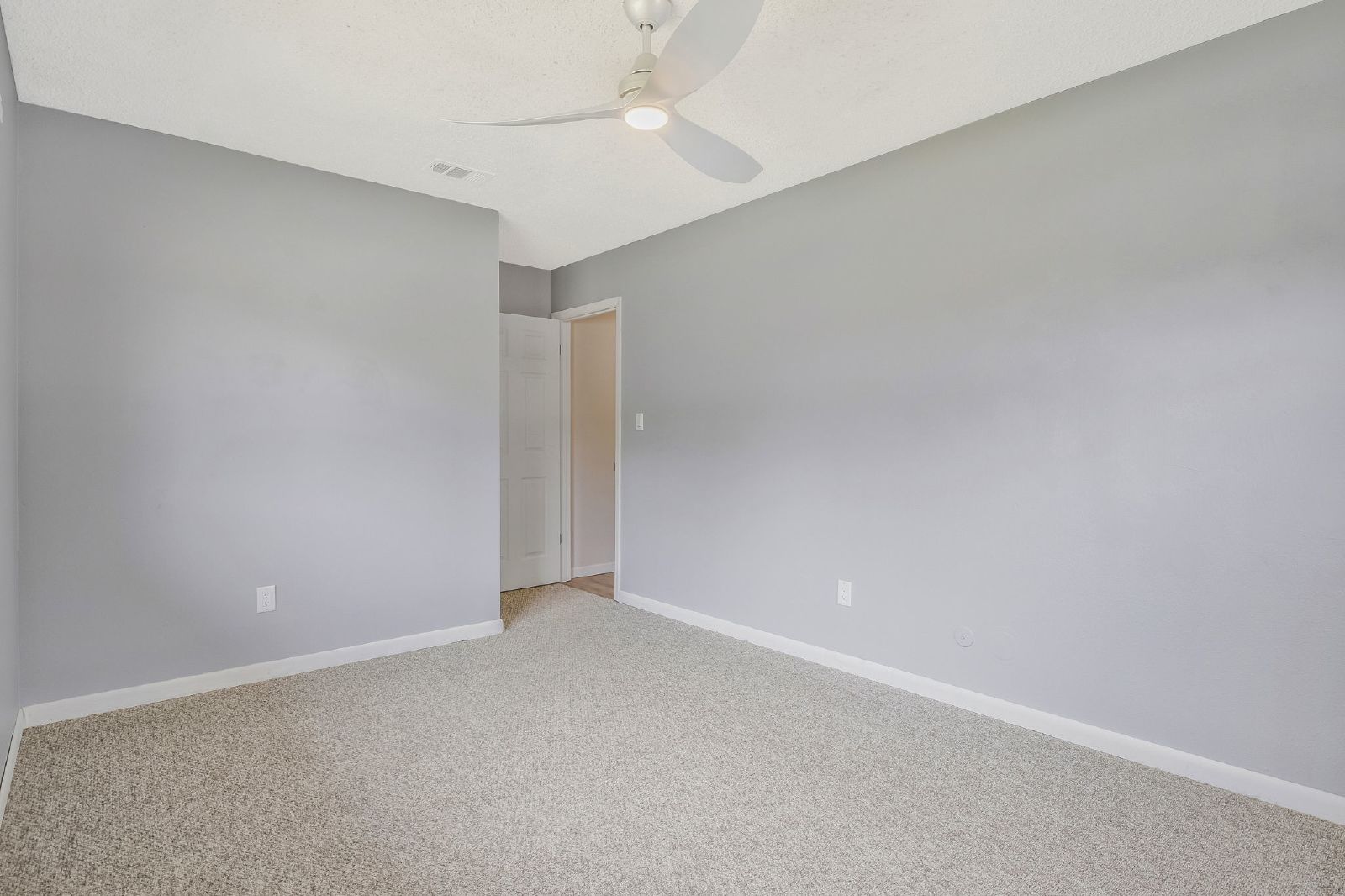 Merle Circle 2325 - 1 property image