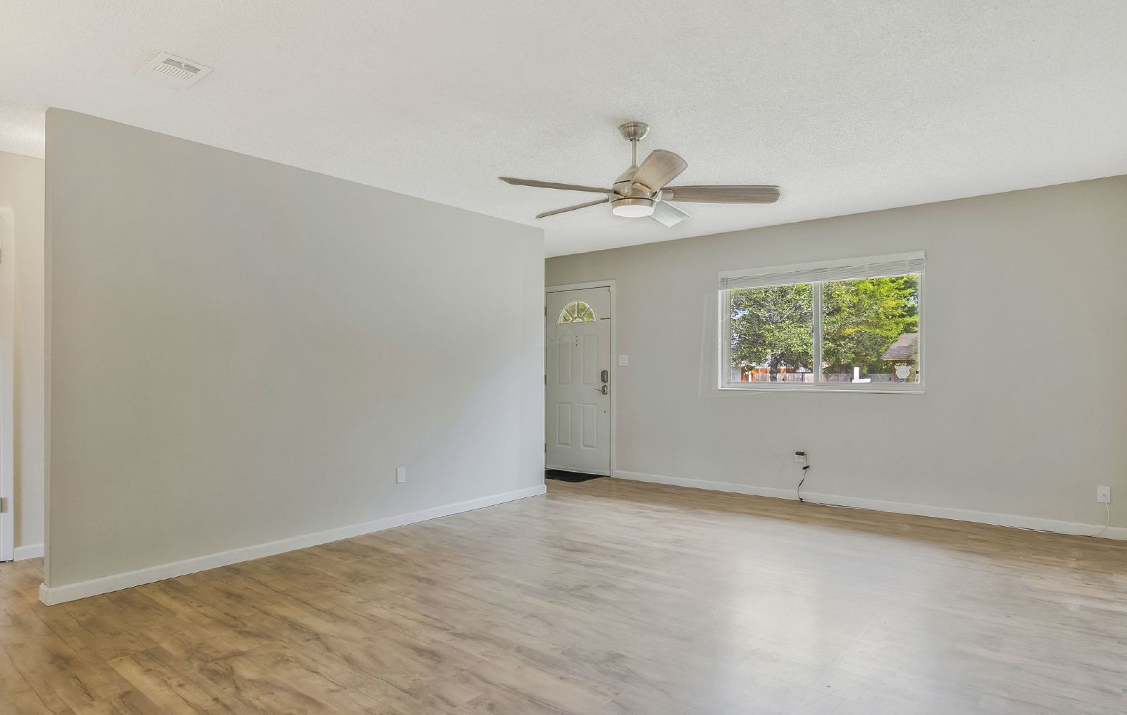 Merle Circle 2325 - 1 property image