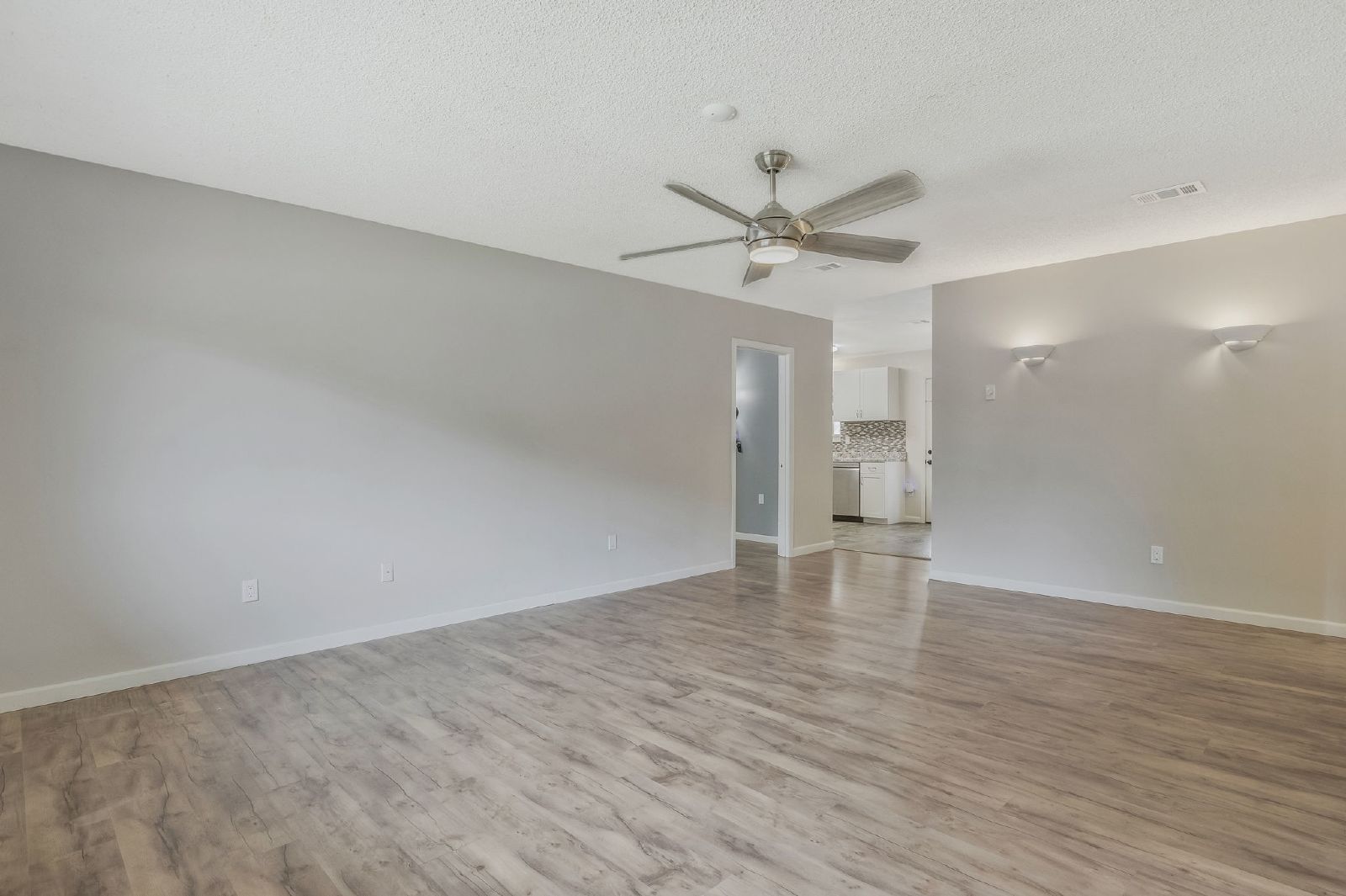 Merle Circle 2325 - 1 property image