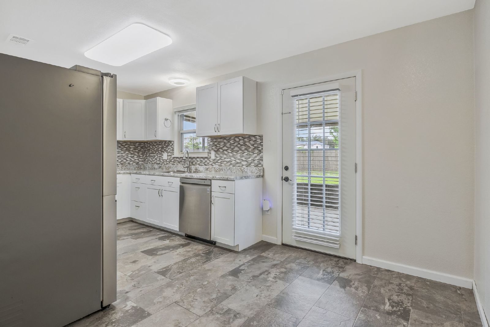 Merle Circle 2325 - 1 property image