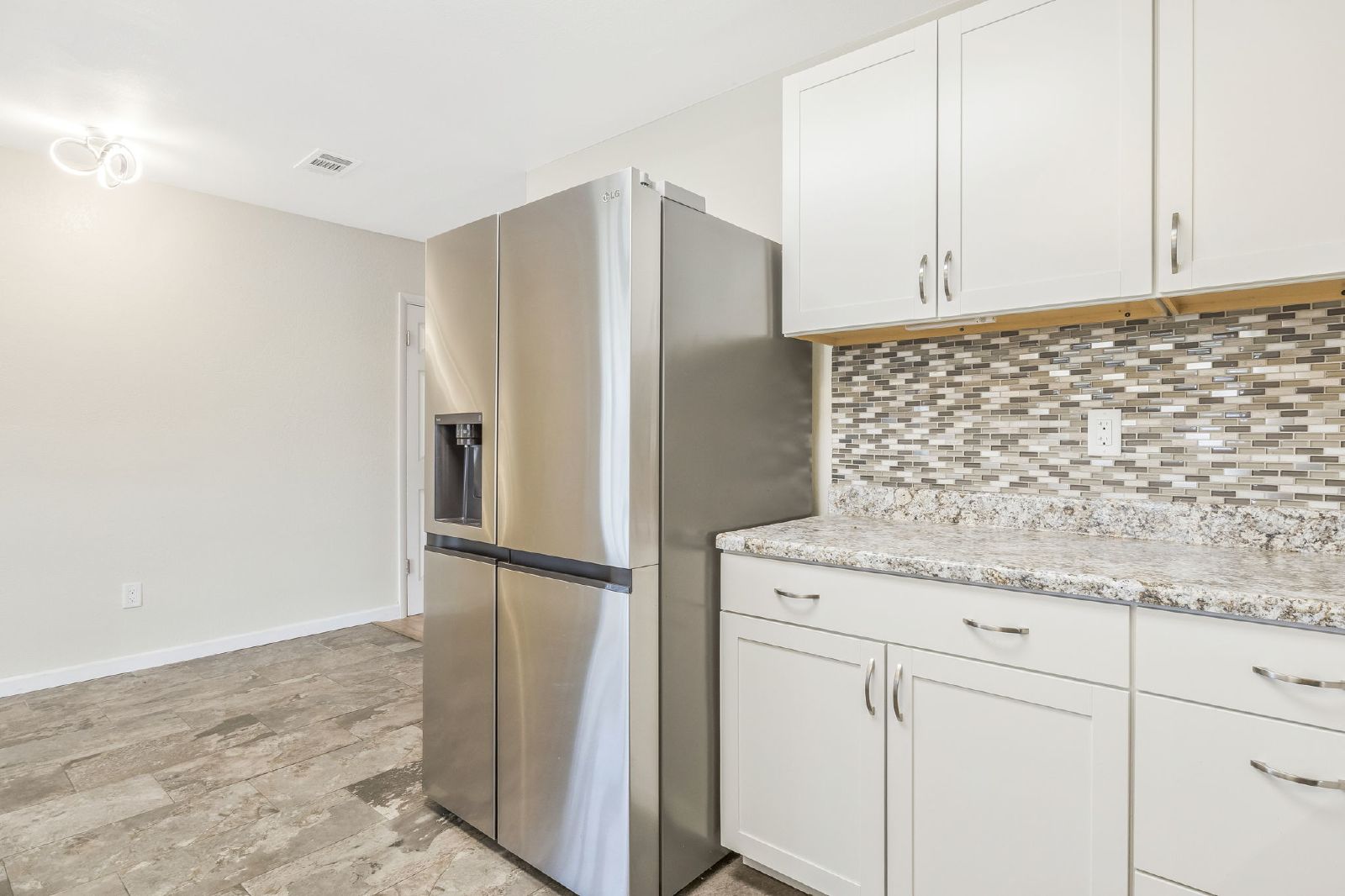 Merle Circle 2325 - 1 property image