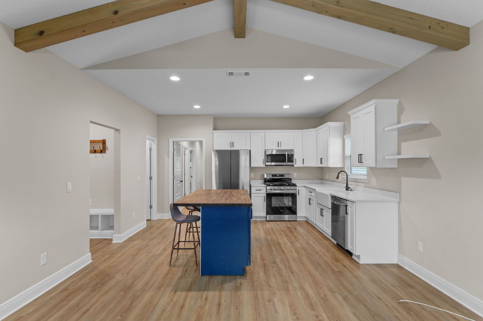 Sonnyboy Lane 8553 - 1 property image