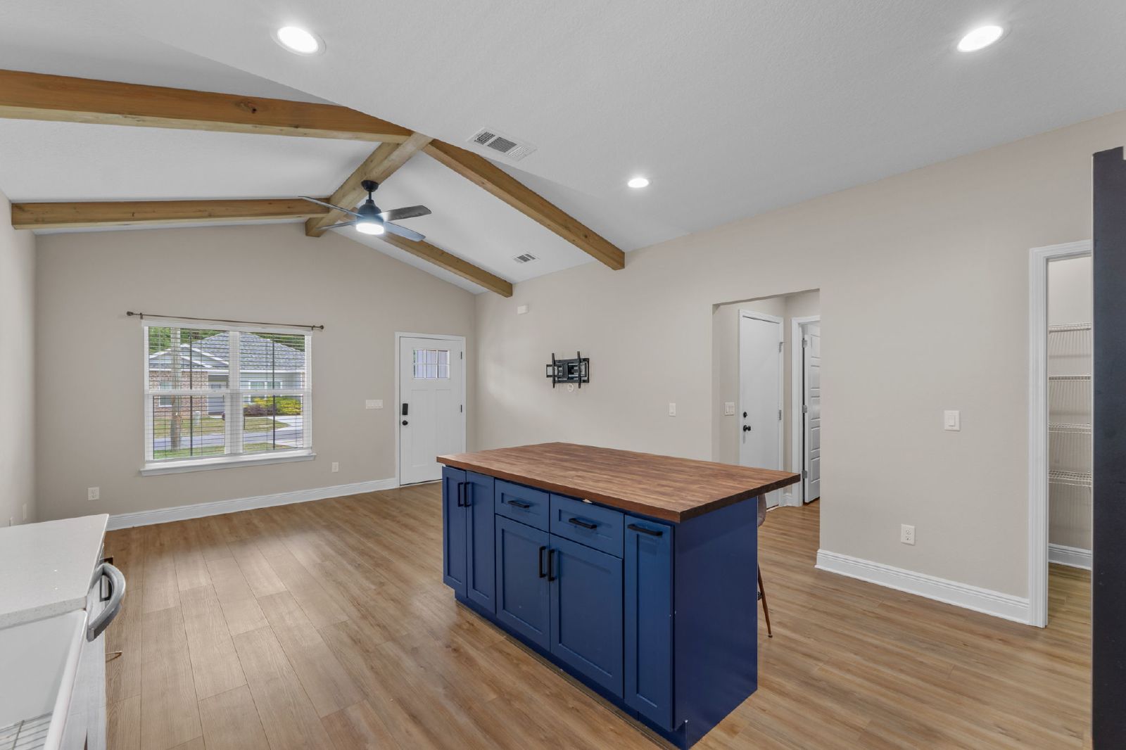 Sonnyboy Lane 8553 - 1 property image