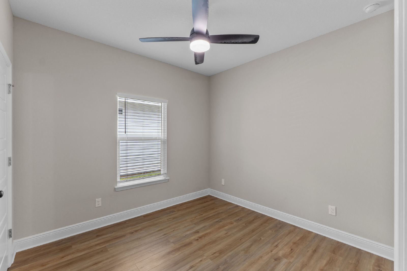 Sonnyboy Lane 8553 - 1 property image