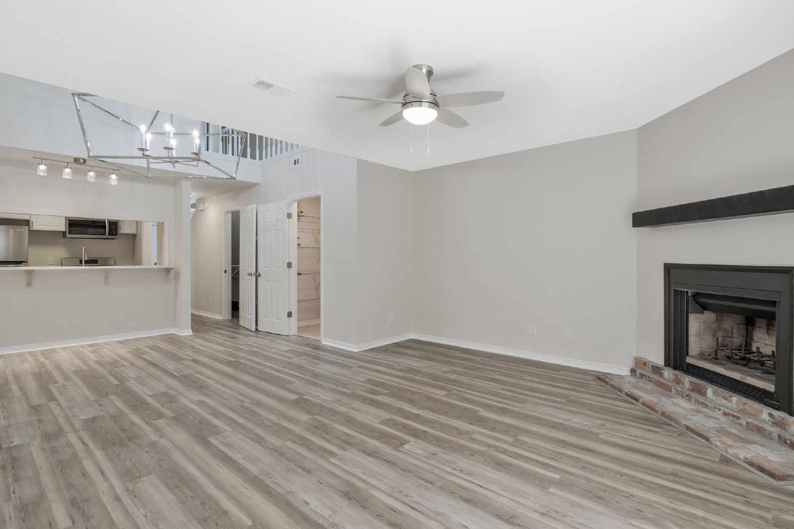 Brookside Drive 4221 - 1 property image