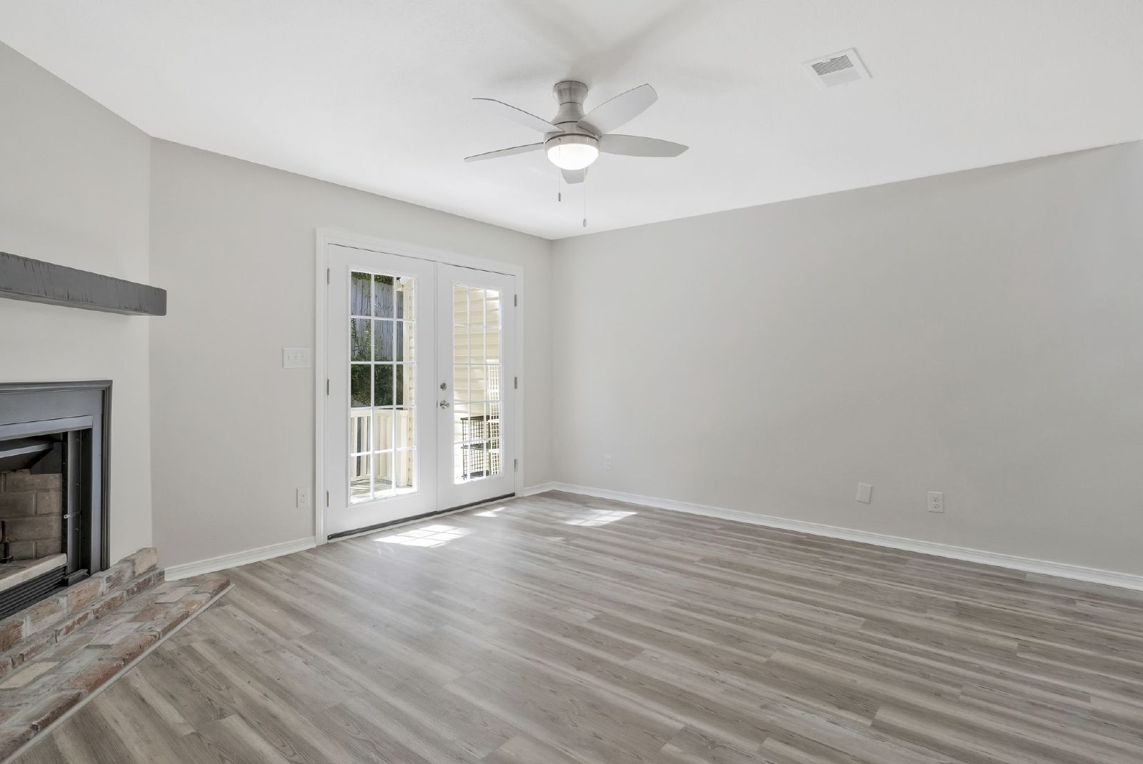Brookside Drive 4221 - 1 property image