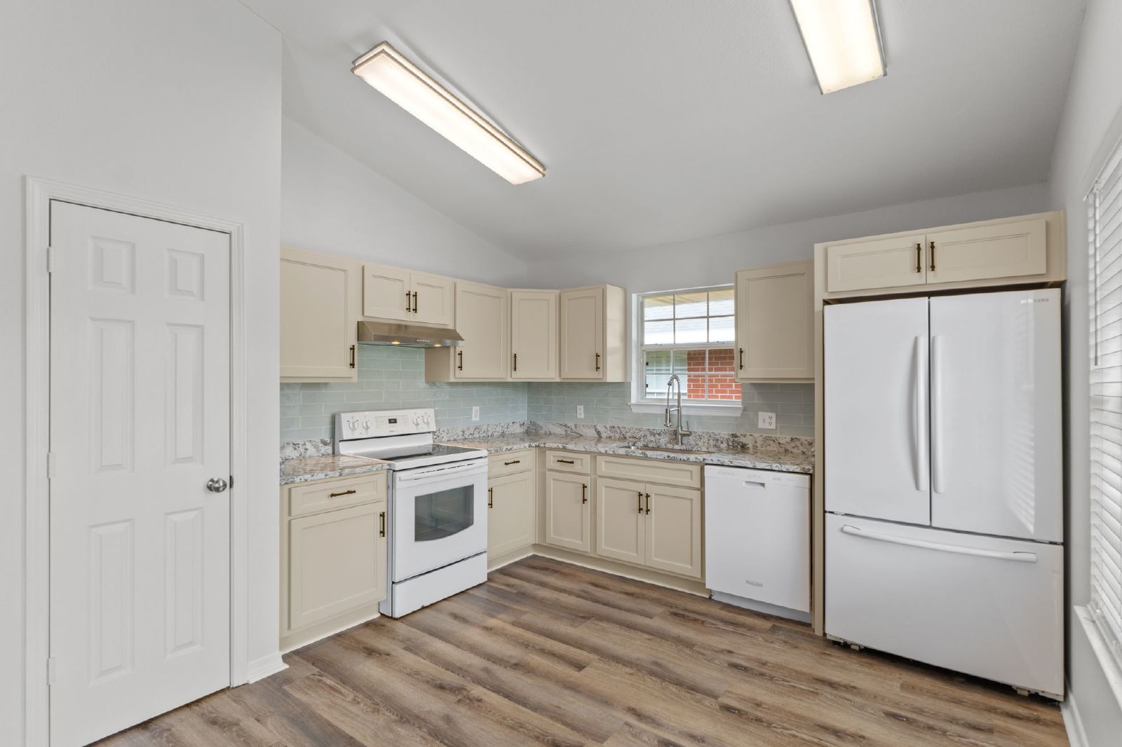 Easton Street 28 - 1 property image