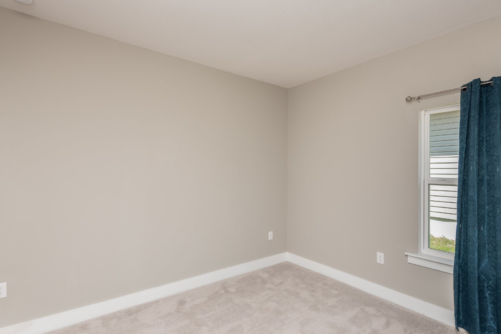 Camellia Drive 240 - 1 property image