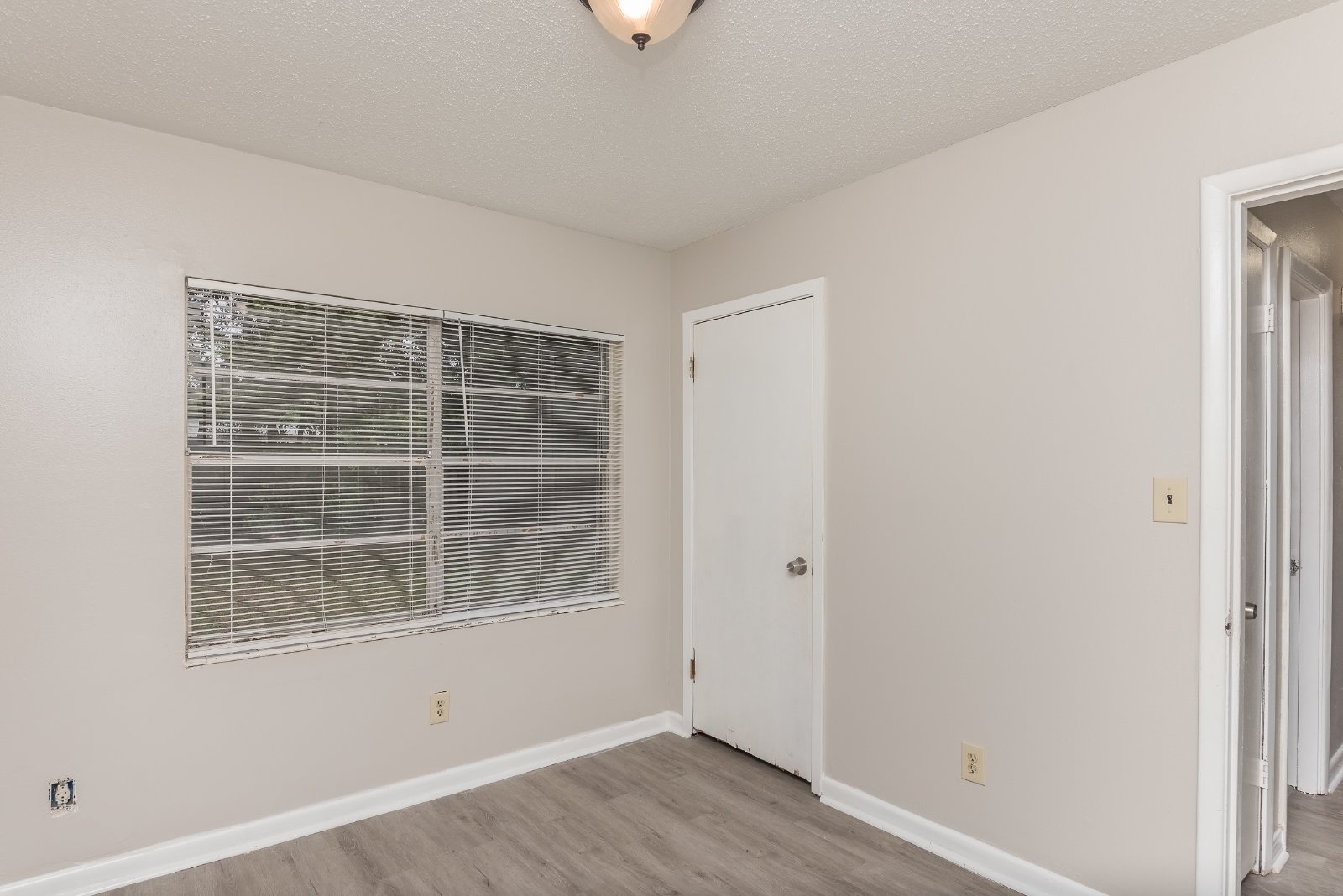 Dunbar Road 6404 - 1 property image