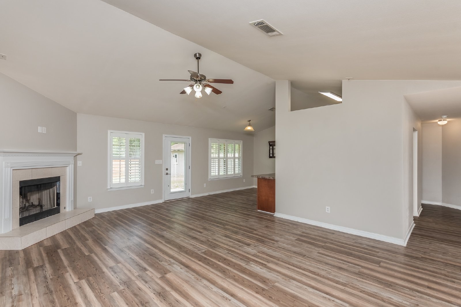 Kennedy Drive 8770 - 1 property image