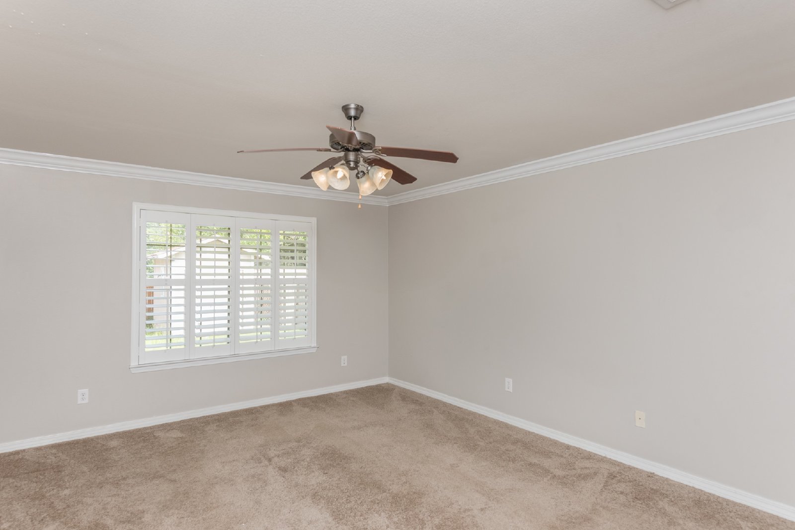 Kennedy Drive 8770 - 1 property image